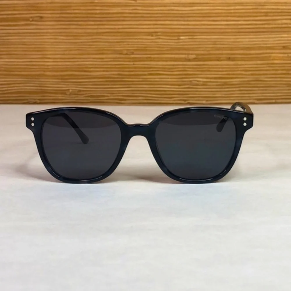 KOMONO sunglasses Renee Indigo blue Demi